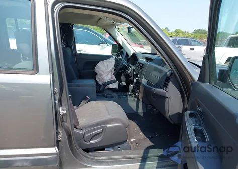 2012 Jeep Liberty Sport из США, поврежденный, VIN 1C4PJLAK2CW174747